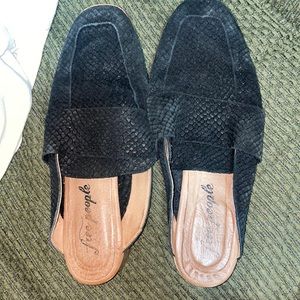 FREE PEOPLE suede snake slides